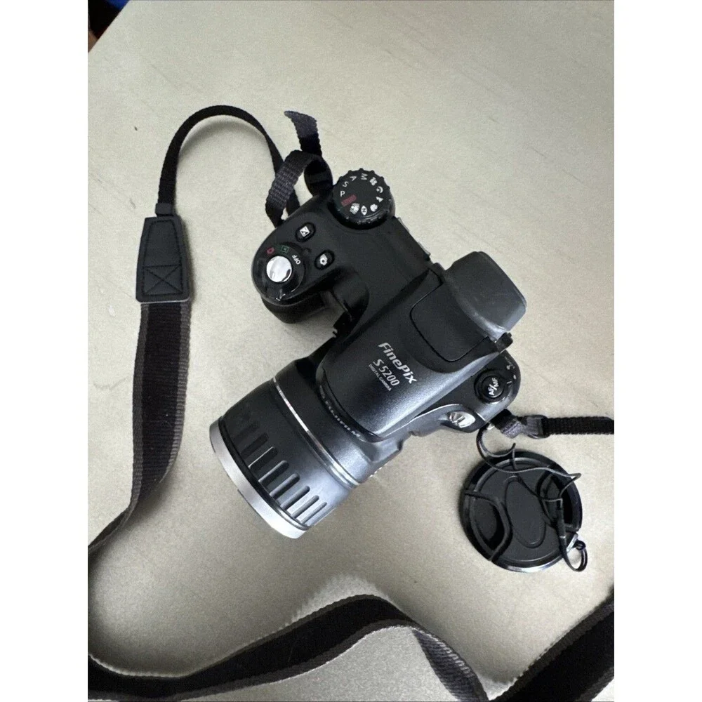 Fujifilm FinePix S5200 5.1MP Digital Camera - Y2K Digicam - Tested + 1GB xD Card